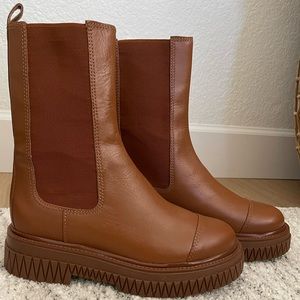 NWOT Schutz Lug Sole Boots